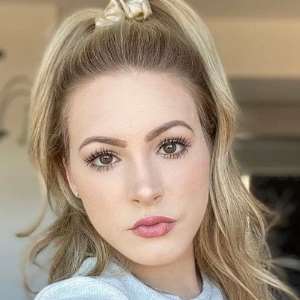 Kayla Ann Birthday, Real Name, Age, Weight, Height, Family, Facts
